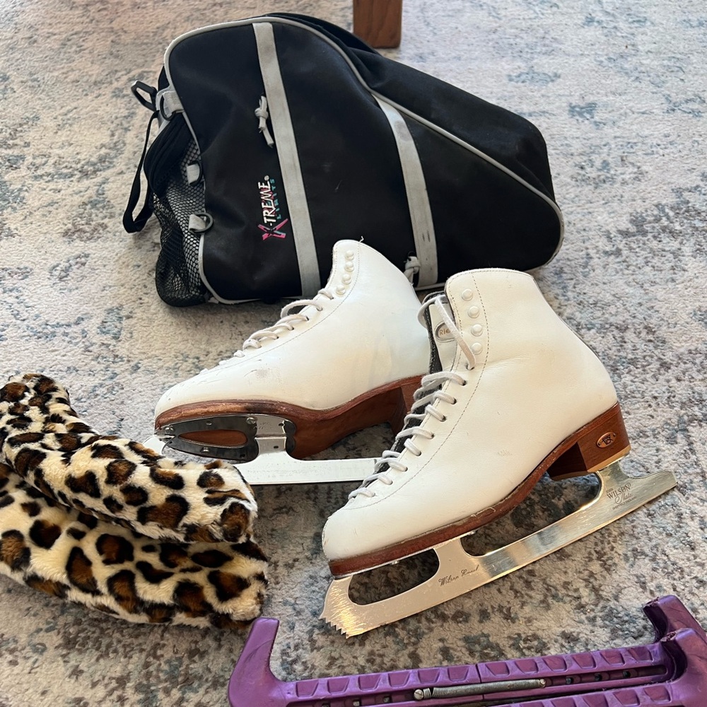 Women’s Size 8 Riedell Figure Skates with Accessories